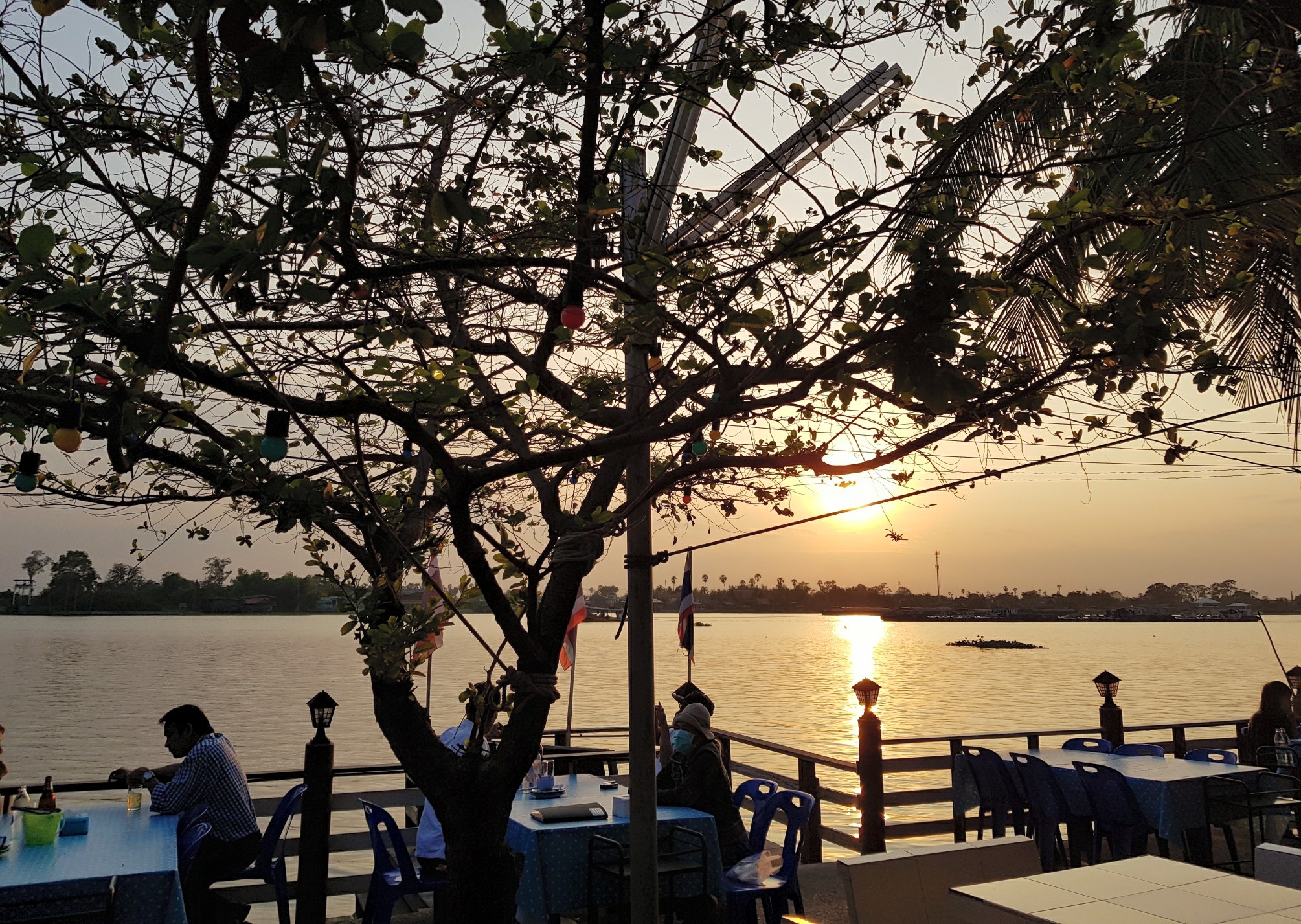 ร้านอาหารครูจุก ริมเจ้าพระยา[ร้านอาหารครูจุก ริมเจ้าพระยา] - Ryoii