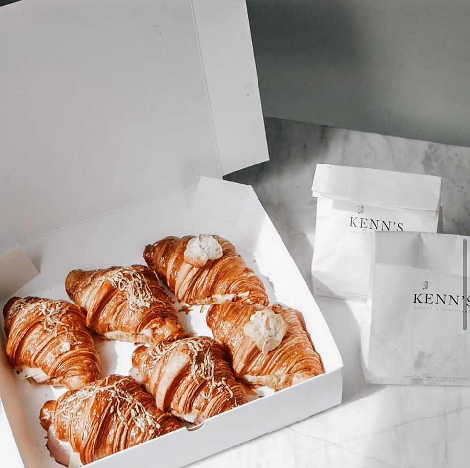 Kenn's Coffee & Croissant คาเฟ่สไตล์ ฝรั่งเศส สุดฮอตในย่านสาทร