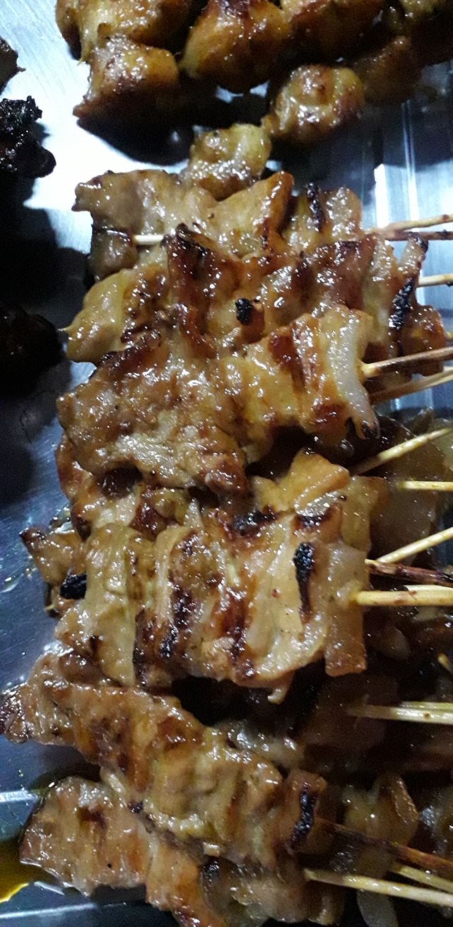 หมูปิ้งเจ๊กำไร[หมูปิ้งเจ๊กำไร] - Ryoii